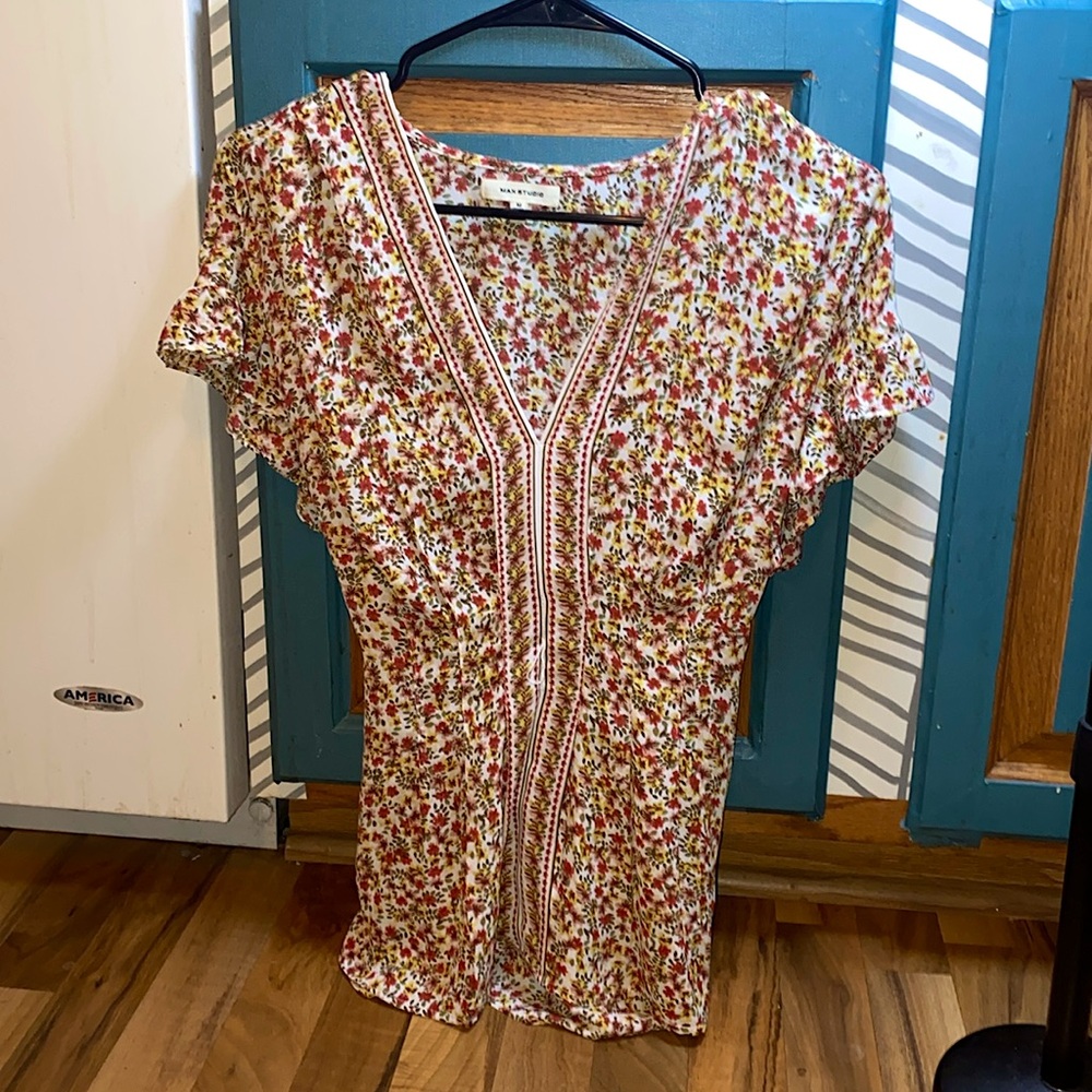 Max Studio Shirt Size Medium